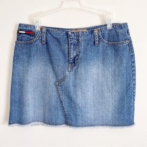 Tommy Hilfiger Vintage Y2K Denim Jean Mini Skirt Frayed Raw Hem Cotton 9 Junior